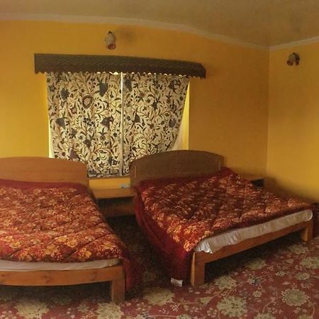 Royal Residency 호텔 Srīnagar 외부 사진
